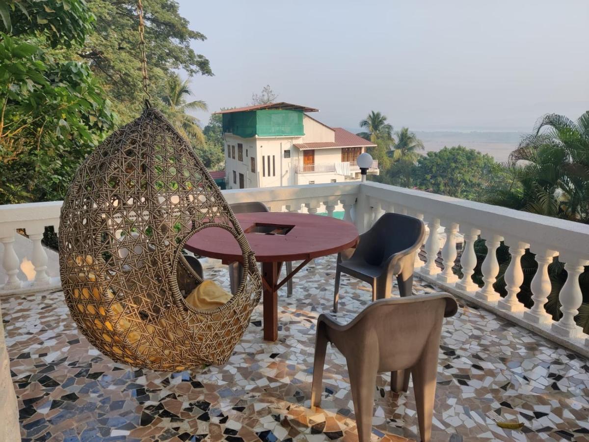 Whitehouse Homestay By Oxystays Hospitality Alībāg Exterior foto